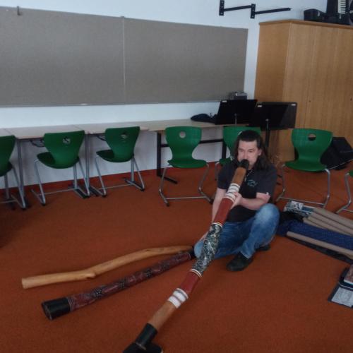 Digeridoo
