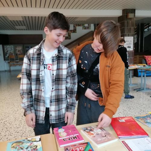 bücher23