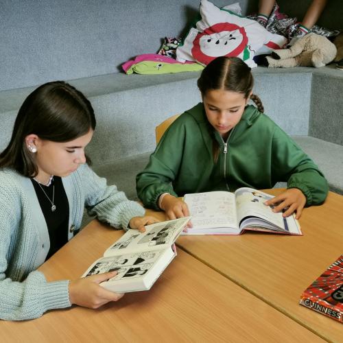 Besuch in der Bibliothek 1
