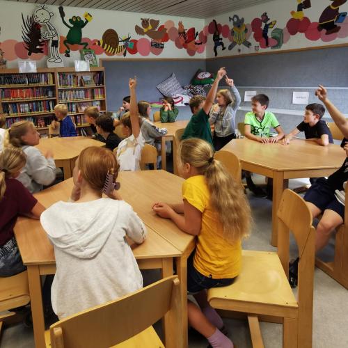 Besuch in der Bibliothek 1