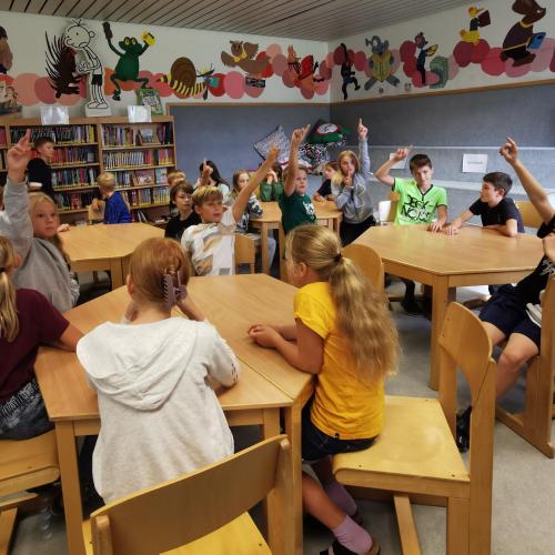 Besuch in der Bibliothek 1