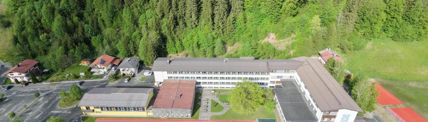 Schule oben
