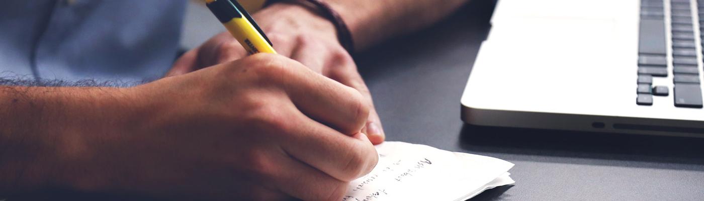 Schüler beim Lernen Schüler beim Lernen